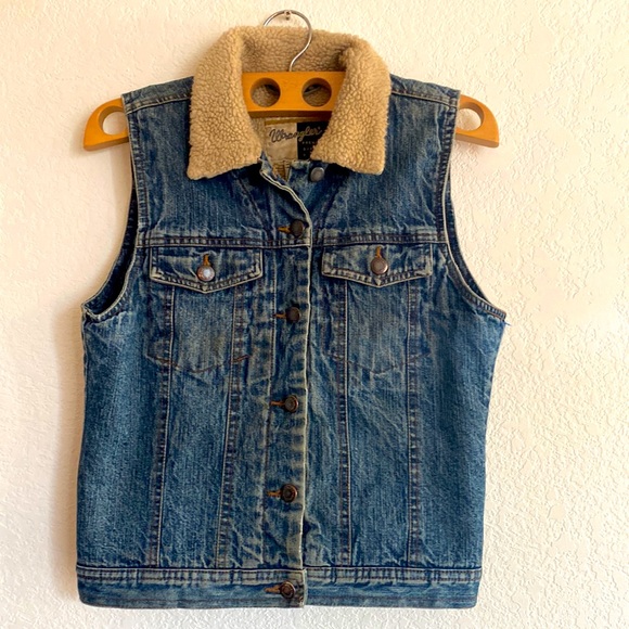 VINTAGE Wrangler Lined Denim Vest SZ SMALL - Picture 1 of 4